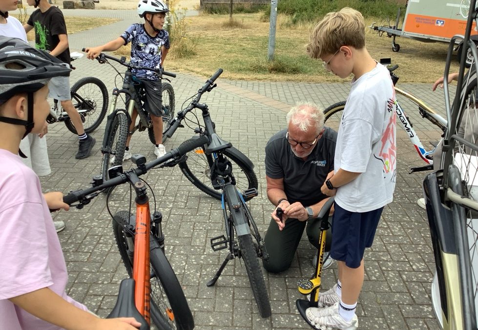 Sicher in die Ferien – Verkehrssicherheitstag am Emsland-Gymnasium